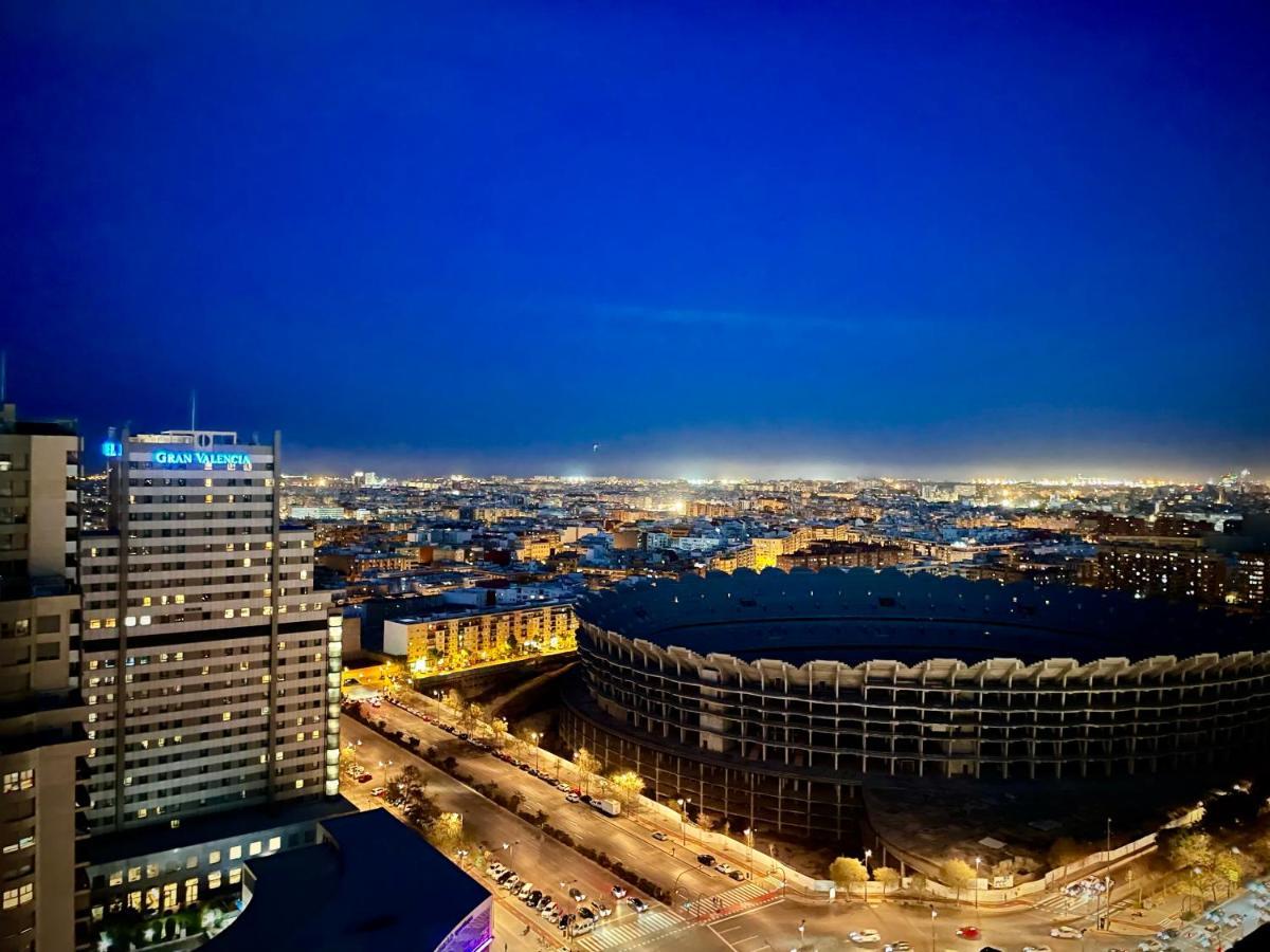 Dama Iberica Apartment บาเลนเซีย ภายนอก รูปภาพ